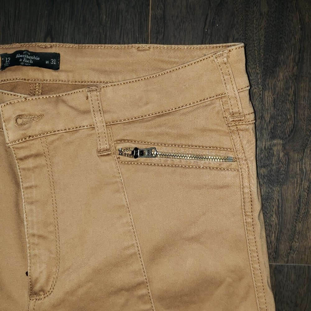 Beige pants - Picture 3 of 5